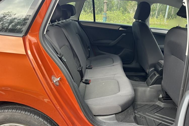 Used Volkswagen Santana 2015 Haval H6 1.6L Automatic Luxury Model
