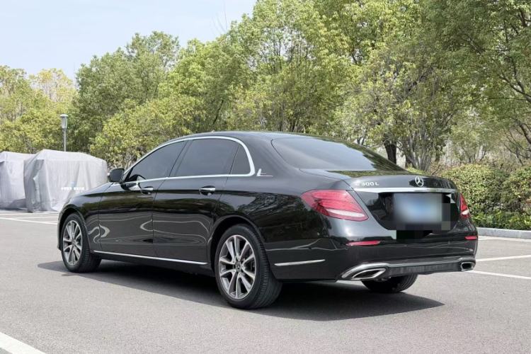 Used Mercedes-Benz E-Class 2018 E 300 L Luxury Model
