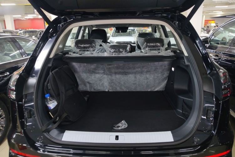 Used Hongqi HS5 2023 2.0T Four-Wheel Drive Flagship Pro Edition
