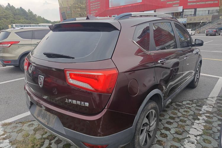 Used Baojun 560 2016 1.8L Manual Luxury Edition