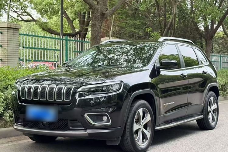 Used Jeep Cherokee 2019 2.0T Four-Wheel Drive Exploration Edition + Autonomous Driving Smart Package China V