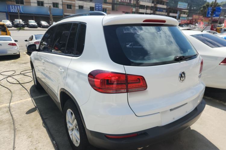 Used Volkswagen Tiguan 2016 300TSI Automatic Two-Wheel Drive Trend Edition Rear Left 45 Deg
