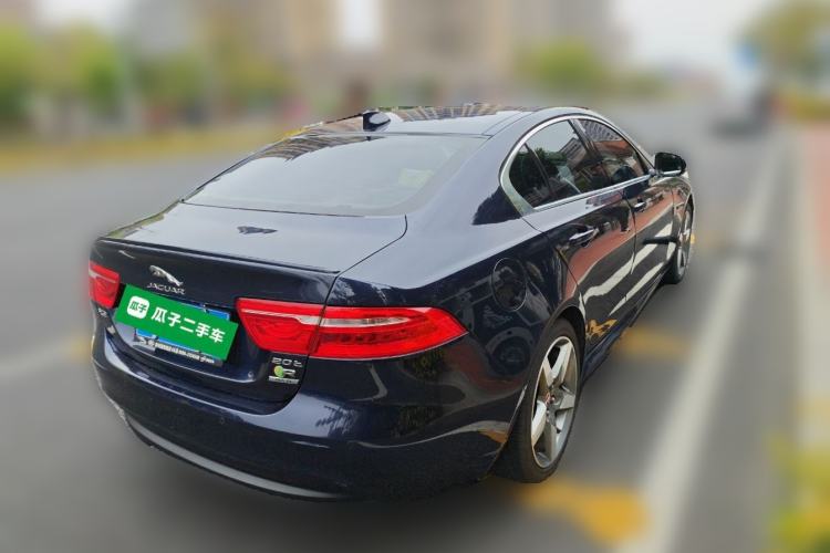 Used Jaguar XE 2017 2.0T 200 PS R-Sport