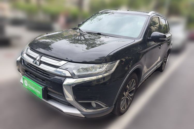 Used Mitsubishi Outlander 2017 2.0L Two-Wheel Drive Glory Edition 5 Seats