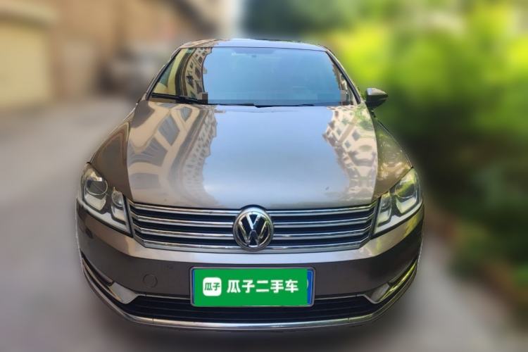 Used Volkswagen Magotan 2015 1.8TSI Luxury Model Front