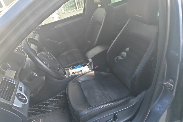 Used Volkswagen Passat 2011 1.8 TSI DSG Ultimate Edition
