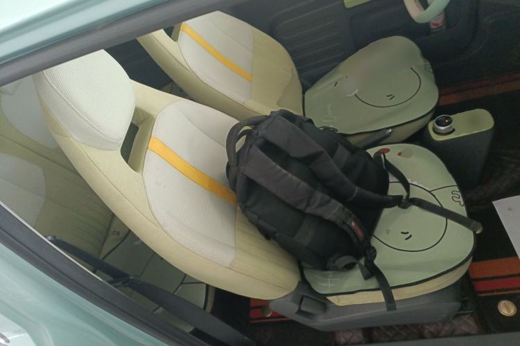 Used Geely Galaxy Panda 2023 Panda Mini 200km Endurance Bear Right Front Seat