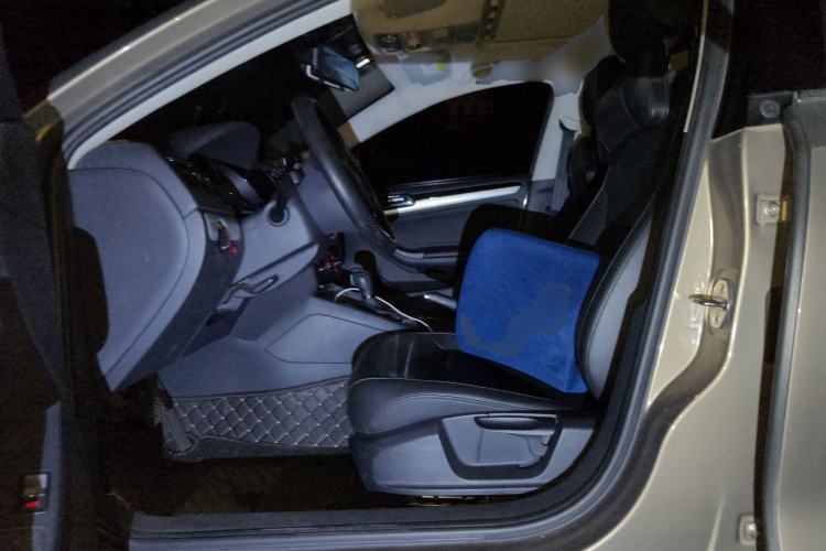 Used Volkswagen Sagitar 2017 230TSI Automatic Comfort Version
