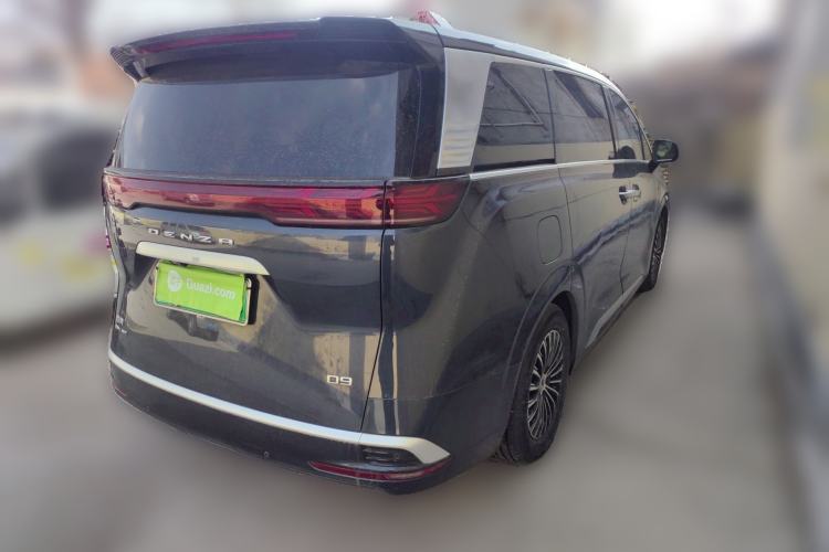 Used Denza D9 2022 DM-i 970 Four-Wheel Drive Prestige Model