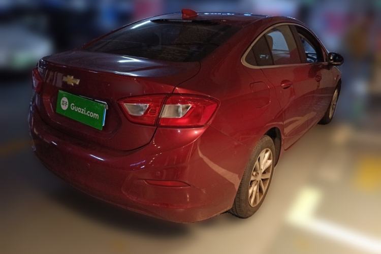 Used Chevrolet Cruze 2017 1.5L Automatic Pioneer Sunroof Edition
