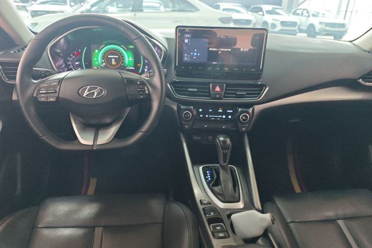 Used Hyundai Lafesta 2021 280TGDi DLX Luxury Edition Center Console