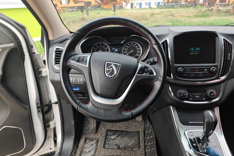 Used Baojun 560 2016 1.8L iAMT Luxury Model Steering Wheel
