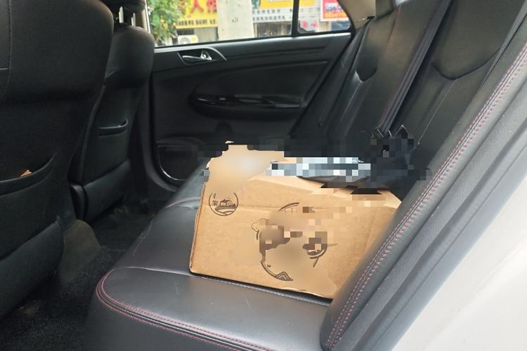 Used BYD e5 2018 450 Smart Connect Enjoyment Version
