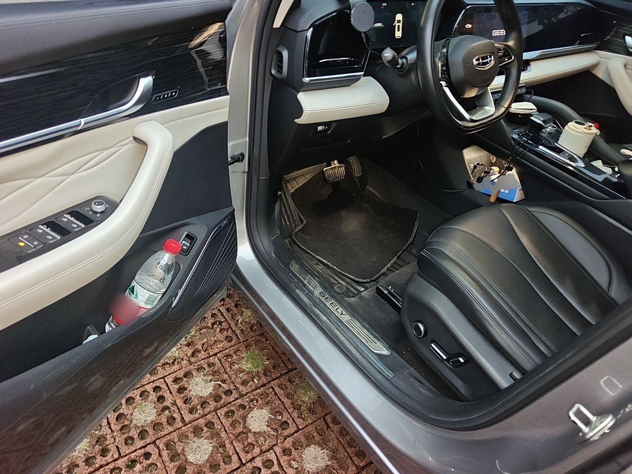 Geely Auto Monjaro L 2023 2.0TD High-Power Automatic Two-Wheel Drive Flagship Version — снимка 13
