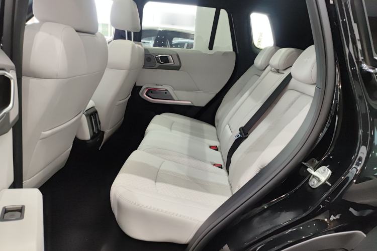 Used Formula Leopard Titanium 3 2025 501 km All-Wheel Drive Intelligent Driving Max Edition