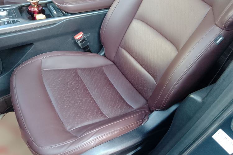 Used Geely Auto Haoyue 2022 1.8TD DCT Luxury Model 5 Seats Left Front Seat