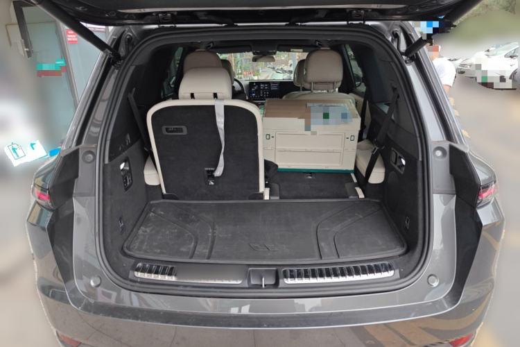 Used Li Auto L9 2022 Max model Trunk