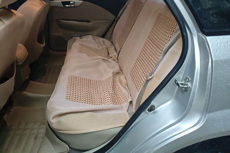 Used Buick Excelle 2013 1.5L Automatic Classic Model Left Rear Seat