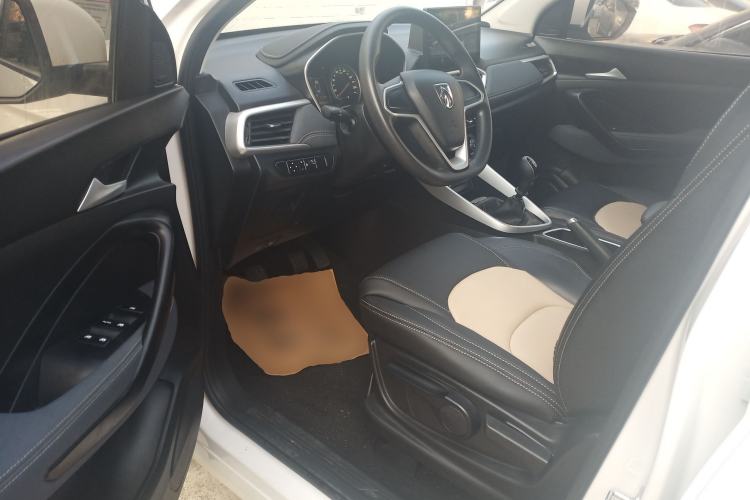 Used Baojun 530 2018 1.5T Manual Comfort Version China V