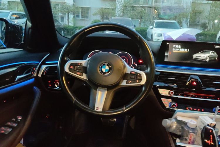 Used BMW 5 Series 2019 525Li M Sport Package