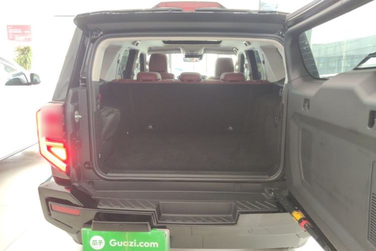 Used Tank 400 New Energy 2024 Hi4-T Off-Road Edition Trunk