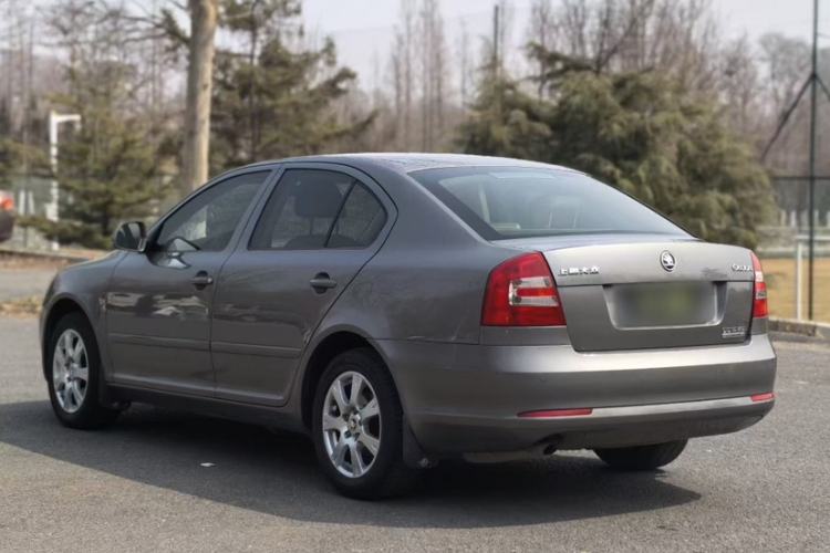 Used Skoda Octavia 2015 Classic Model 1.6L Automatic Yijie Version
