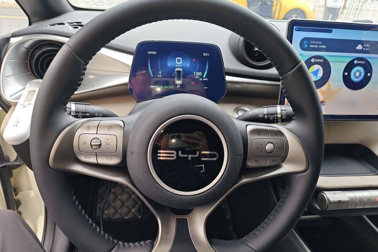 Used BYD Dolphin 2023 420 km Fashion Edition