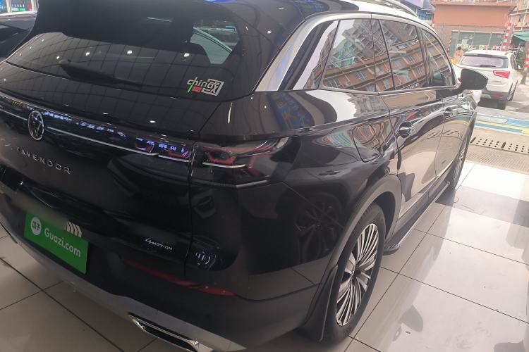 Used Volkswagen Tavendor 2024 330TSI Luxury Touring - All-Inclusive Edition Rear Right 45 Deg