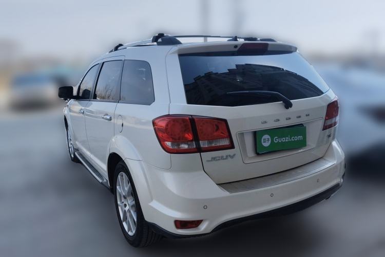 Used Dodge Journey 2013 2.4L Two-Wheel Drive Luxury Version Rear Left 45 Deg