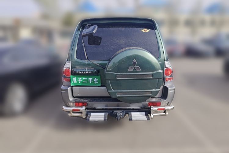 Used Mitsubishi Pajero 2006 3.0L AT GLS Rear