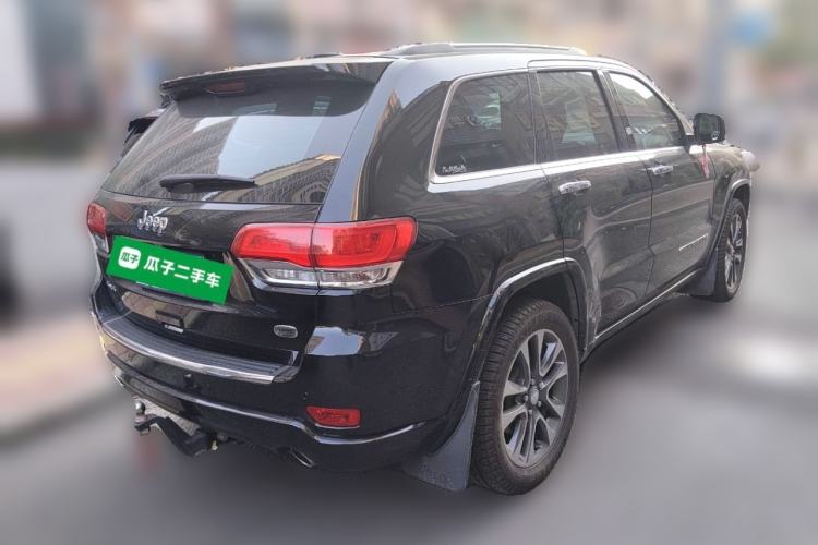 Used Jeep Grand Cherokee 2017 3.6L Luxury Navigation Edition
