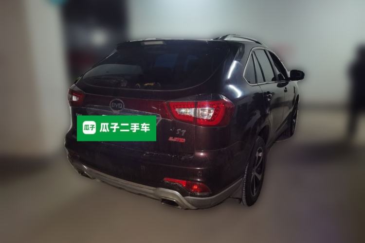 Used BYD S7 2015 2.0T Upgraded Automatic Luxury Version Rear Right 45 Deg
