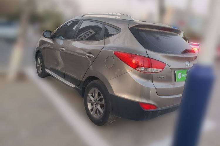 Used Hyundai ix35 2013 2.0L Automatic Two-Wheel Drive Smart GLS China IV Standard
