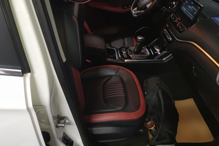 Used Bestune T33 2019 1.6L Manual Luxury Version China V
