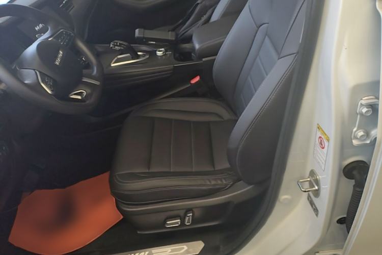 Used Haval F7 2020 2.0T All-Wheel Drive iJoy
