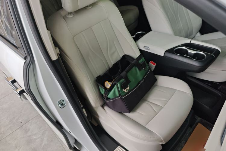 Used Buick GL8 New Energy 2024 Lu Zun Smart Edition 7-Seater
