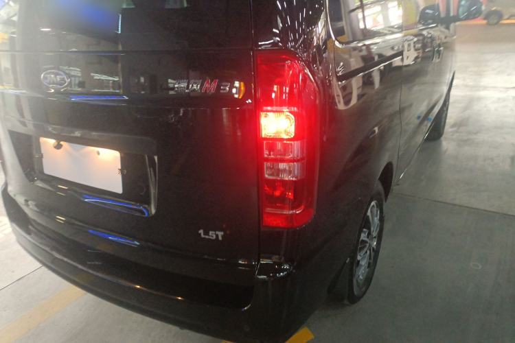 Used JAC Refine M3 2025 1.5T Manual Comfort Edition 7/8 Seats
