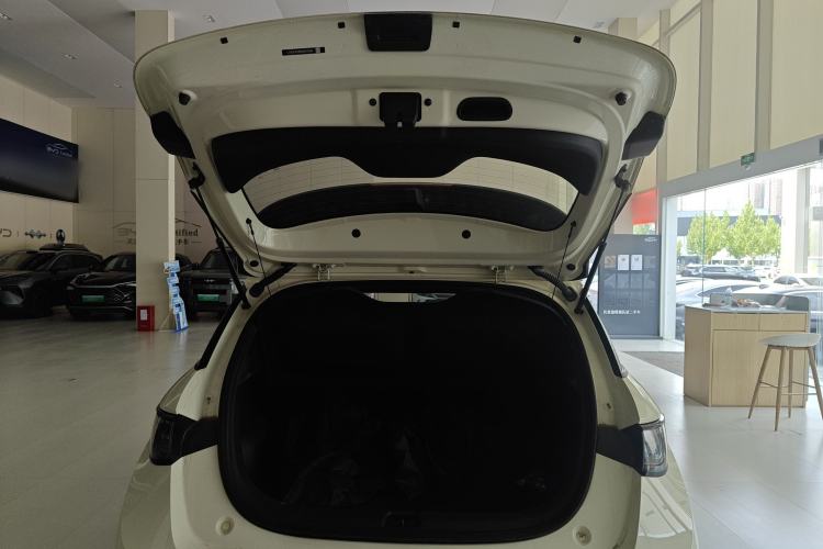 Used BYD Dolphin 2025 Intelligent Driving Version 520km Range Knight Edition Trunk