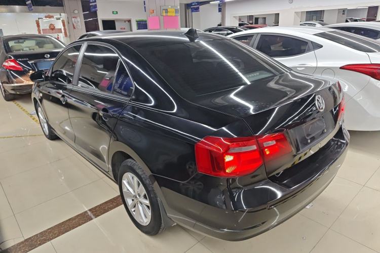 Used Volkswagen Jetta 2015 Value Edition 1.6L Automatic Comfort Version
