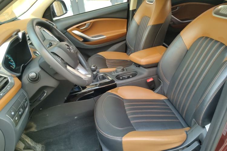 Used Soueast DX7 2017 1.5T Manual Triumph Edition