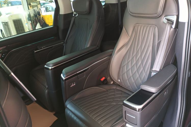 Used SAIC MAXUS G90 2022 2.0T Interstellar Seven-Seater