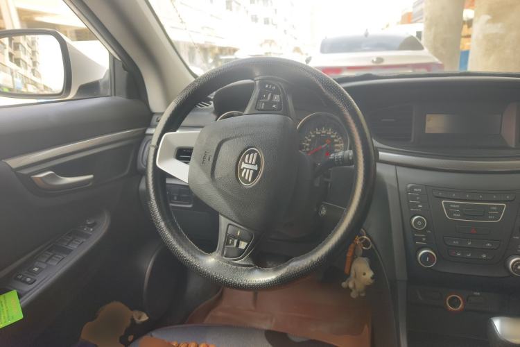 Used Bestune B50 2016 1.6L manual Comfort trim level Steering Wheel