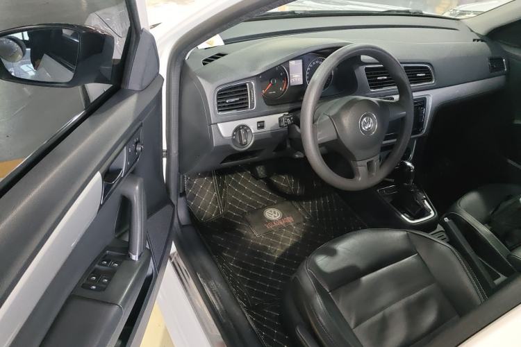 Used Volkswagen Gran Lavida 2014 1.4TSI Automatic 30th Anniversary Edition