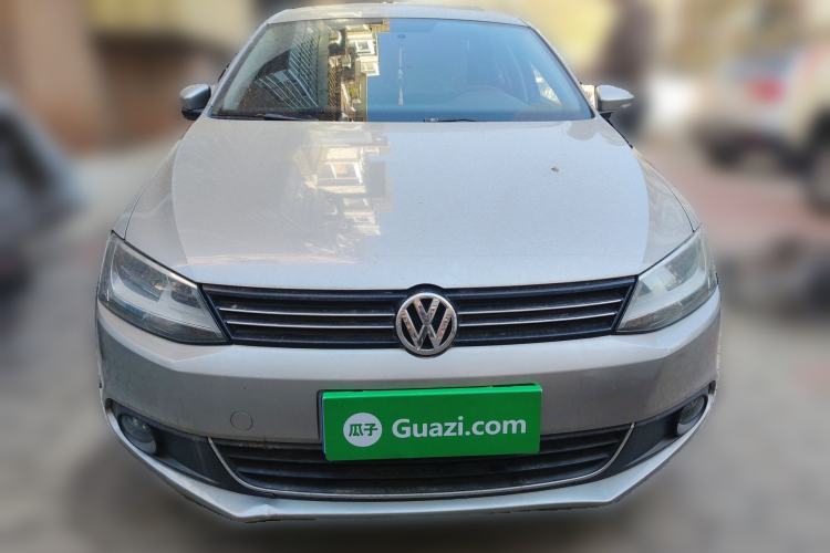 Used Volkswagen Sagitar 2012 1.6L Automatic Comfort Edition Front