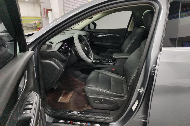 Used Buick Envision 2022 Facelift Encore S 552T Two-Wheel-Drive Luxury Model