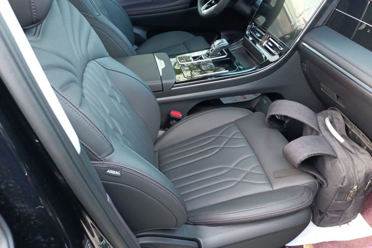 Used GAC Trumpchi M8 2024 Master Series 400T Prestige Edition
