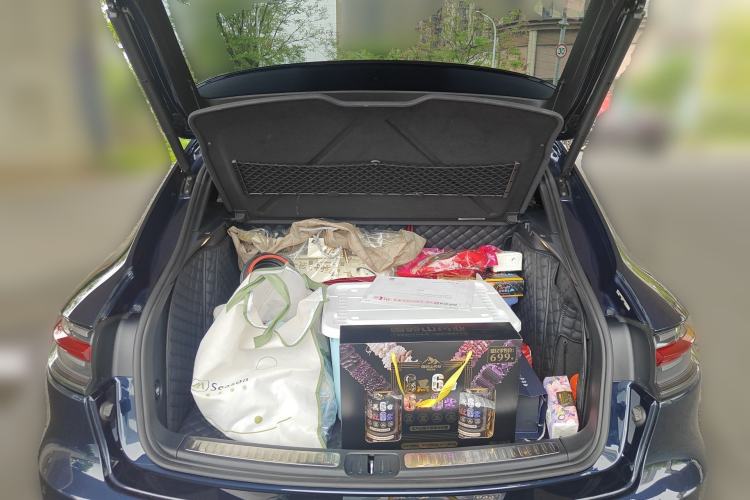 Used Porsche Macan 2018 Macan 2.0T Trunk