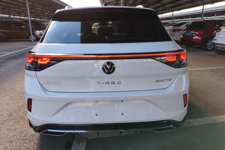 Used Volkswagen T-ROC 2024 300TSI DSG Two-Wheel-Drive Chen Guang Edition