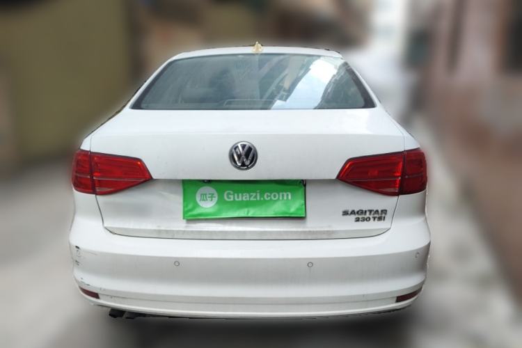 Used Volkswagen Sagitar 2015 230TSI Automatic Comfort Version