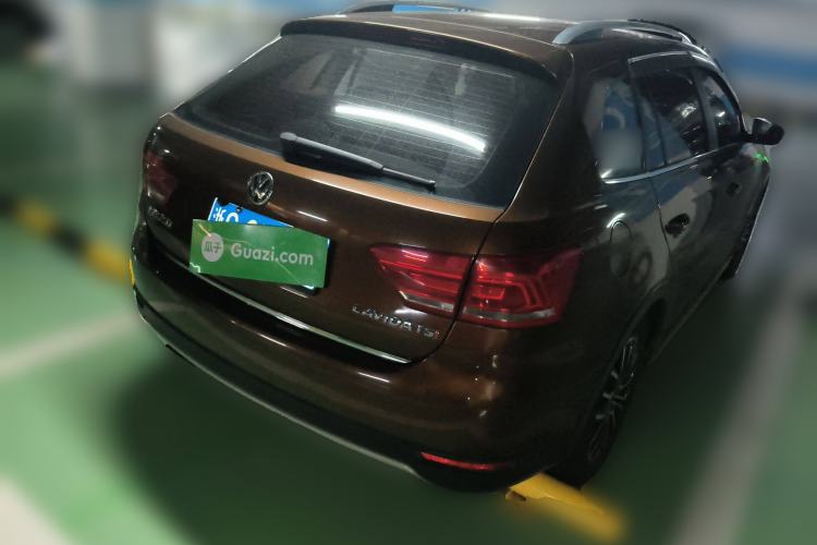 Used Volkswagen Cross Lavida 2014 1.4TSI DSG